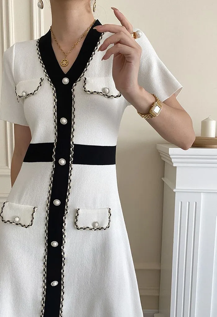 Retro Grace Kontrastfarbenes Strickkleid in Weiß