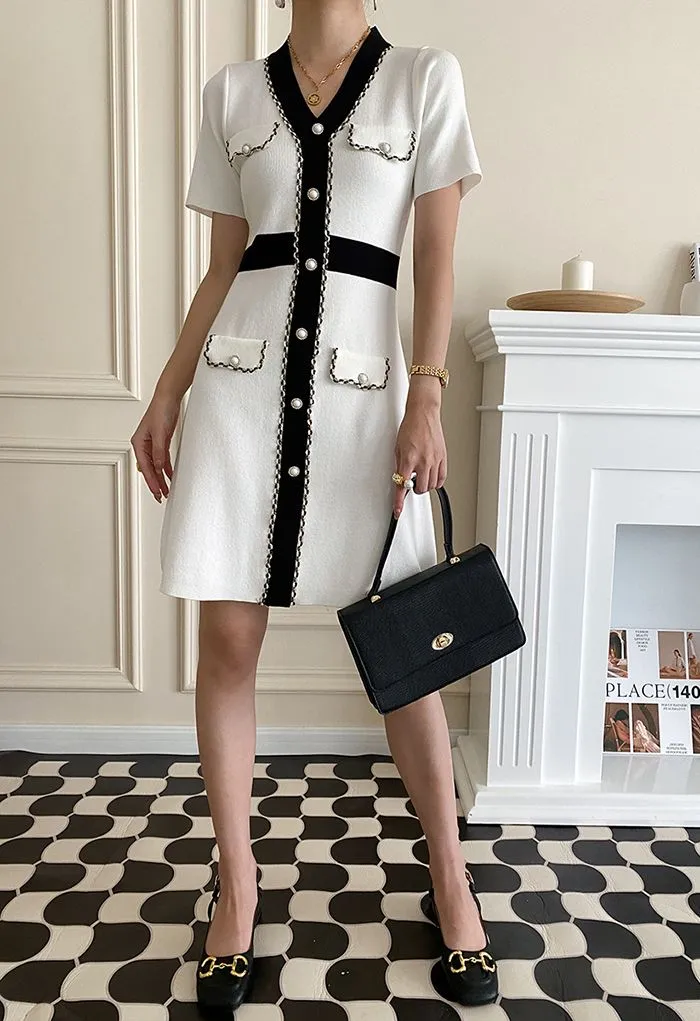 Retro Grace Kontrastfarbenes Strickkleid in Weiß